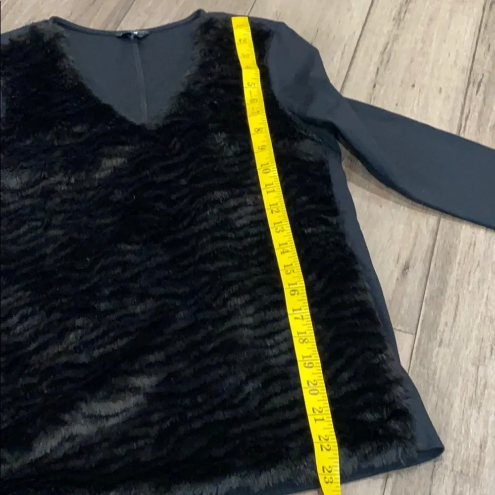 5 for $25‎ Club Monaco faux fur front black long sleeve top